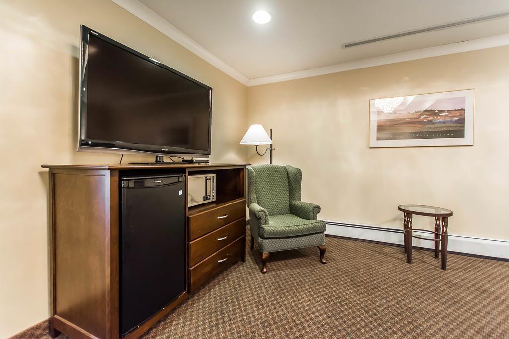 Quality Inn & Suites Garden Of The Gulf Summerside Exteriér fotografie