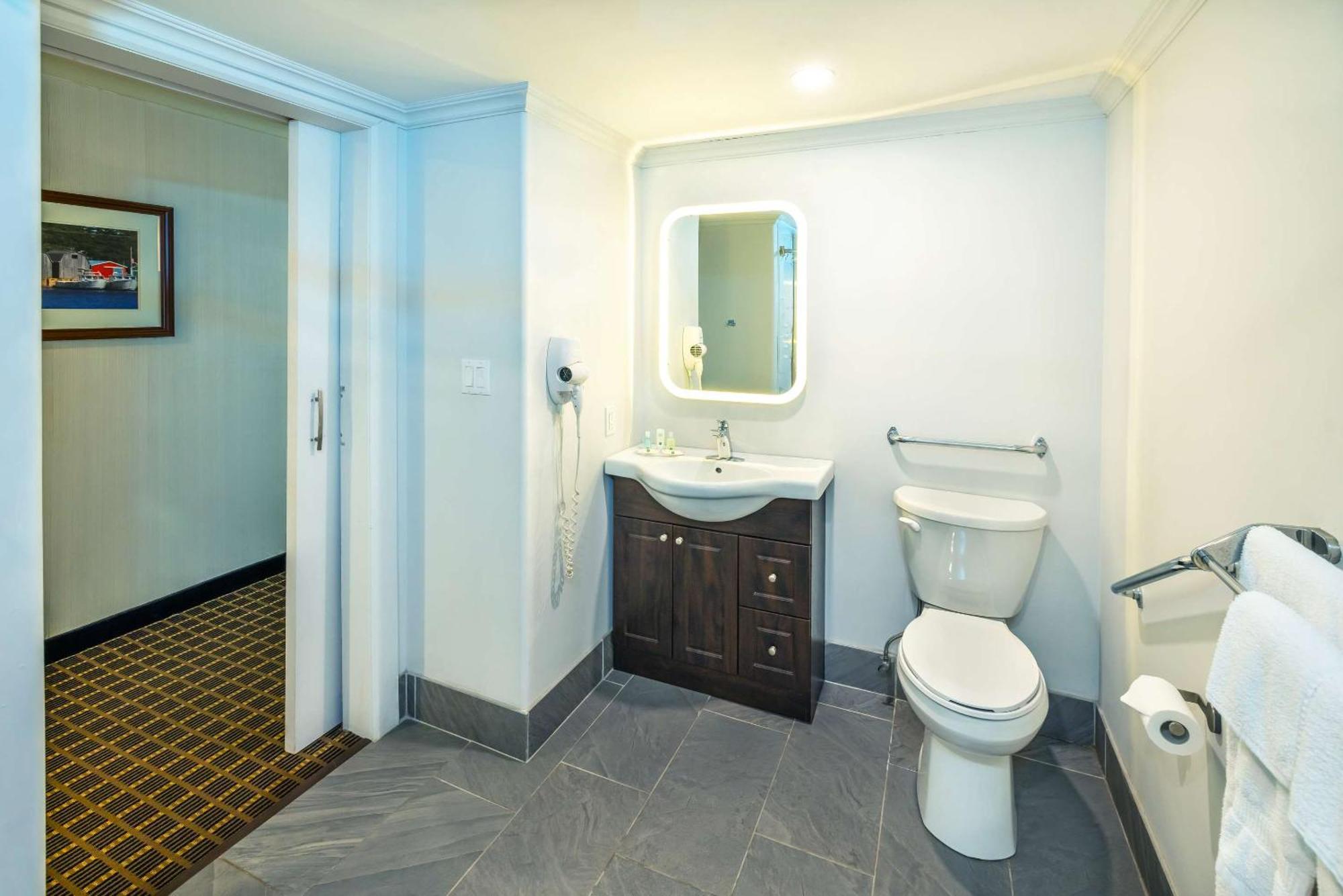 Quality Inn & Suites Garden Of The Gulf Summerside Exteriér fotografie