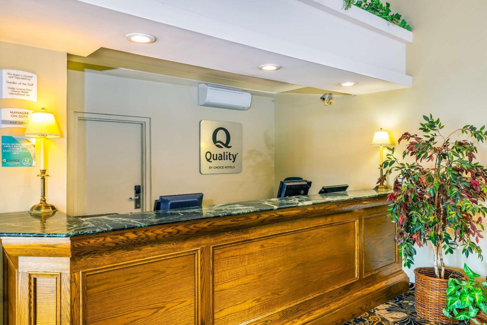 Quality Inn & Suites Garden Of The Gulf Summerside Exteriér fotografie